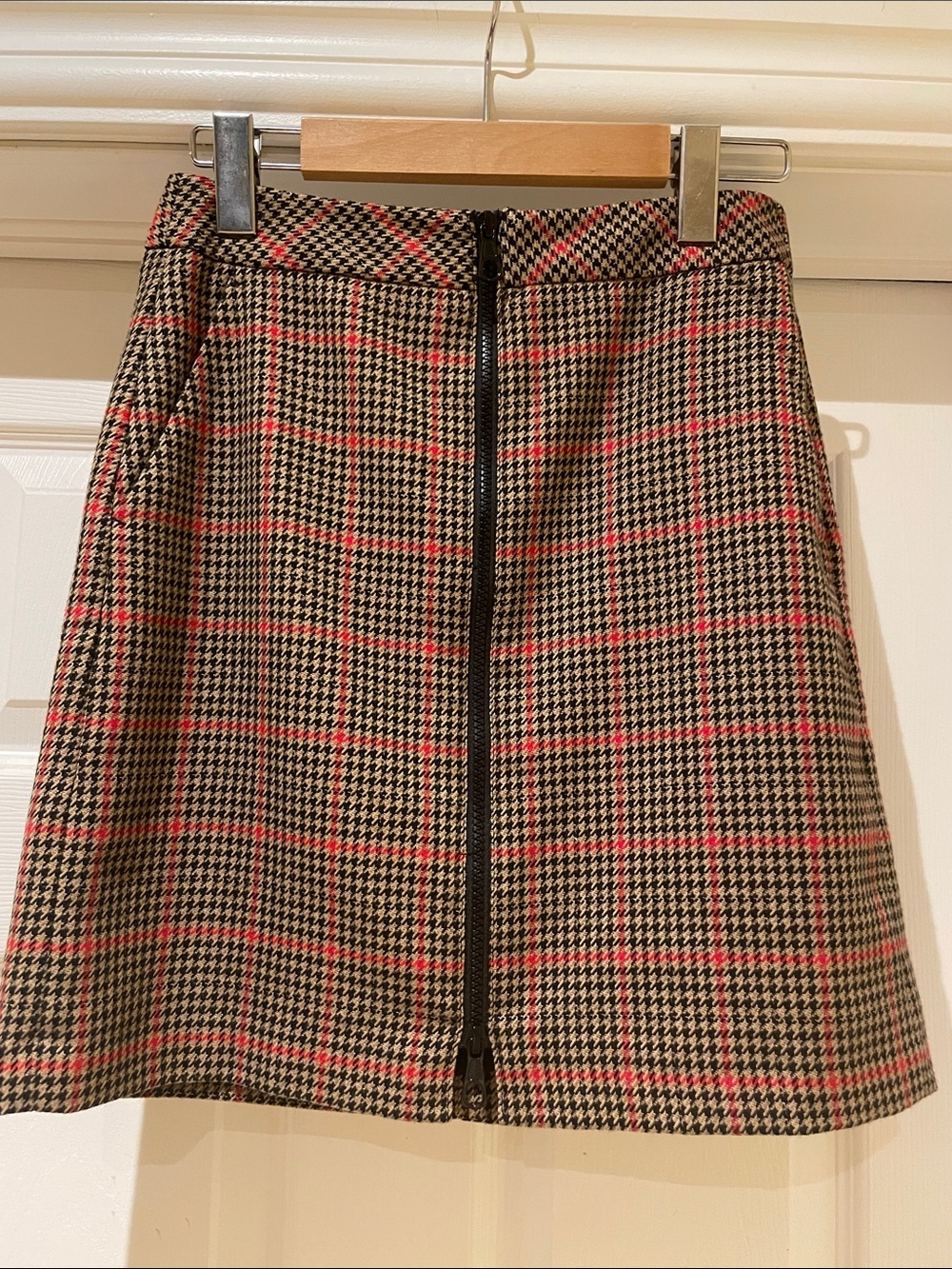 SET Plaid Gold Thread Zip Front Mini Skirt US 2 Preppy Heritage Dark Academia